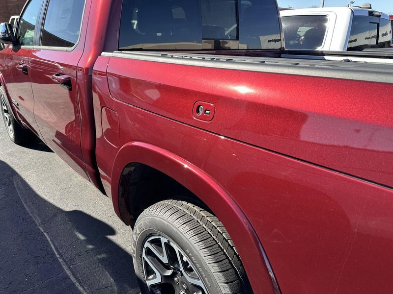 2025 RAM 1500 Laramie Crew Cab 4x4 5