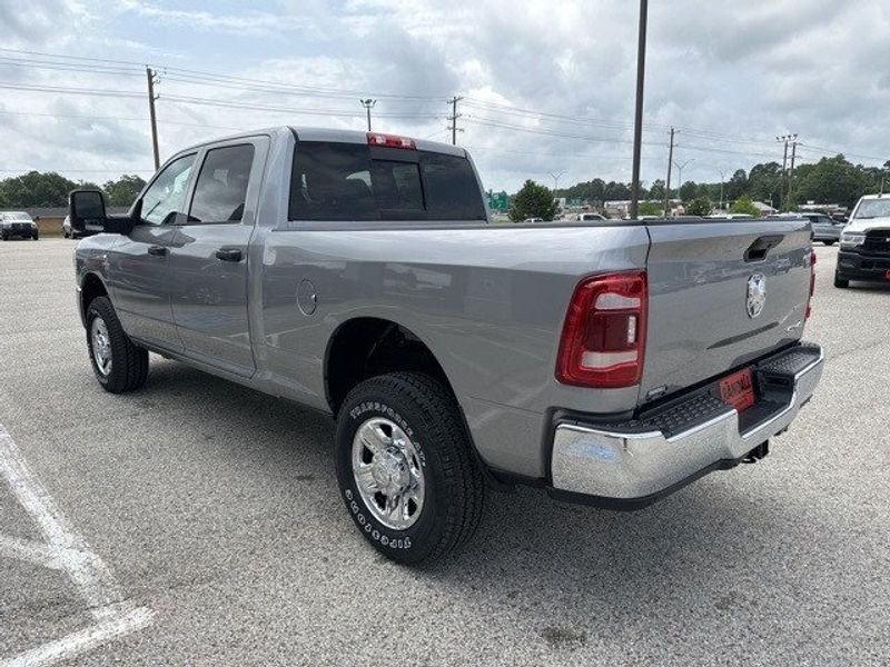 2024 RAM 2500 Tradesman Crew Cab 4x4 6