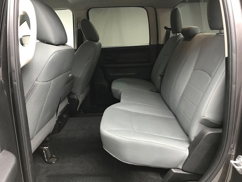 2017 RAM 2500 TradesmanImage 9