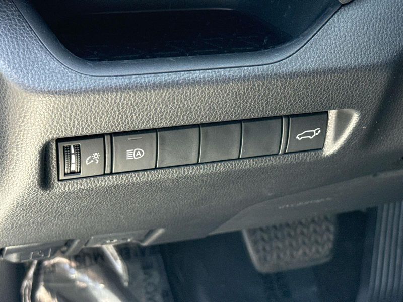 Used 2019 Toyota RAV4 XLE Premium FWD (Natl)