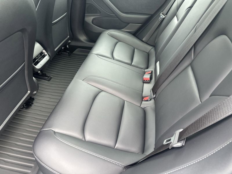 2021 Tesla Model 3 Standard Range PlusImage 15