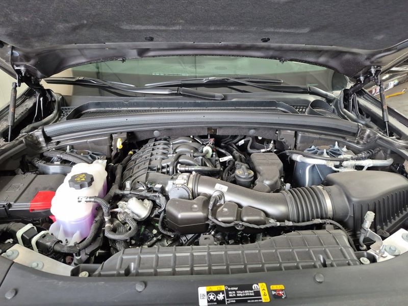 2025 Jeep Grand Cherokee L Limited 4x4Image 40
