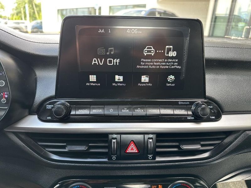 2019 Kia Forte LXSImage 27