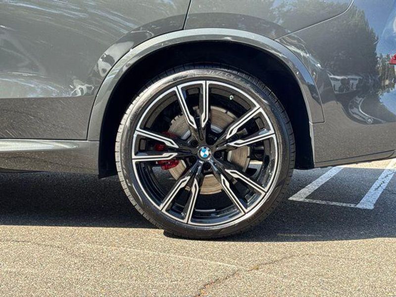New 2026 BMW X5 M60iImage 14