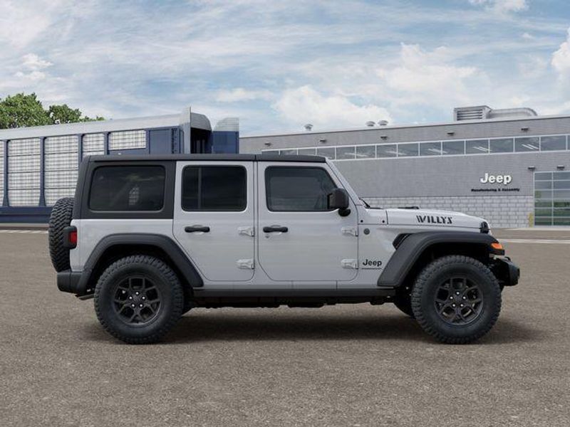 New 2026 Jeep Wrangler 4-door WillysImage 21