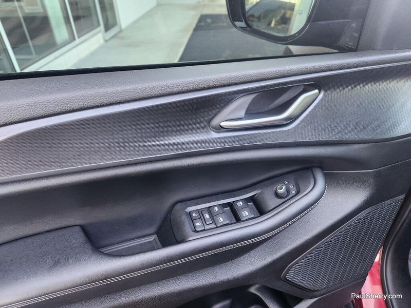 Used 2023 Jeep Grand Cherokee Altitude X
