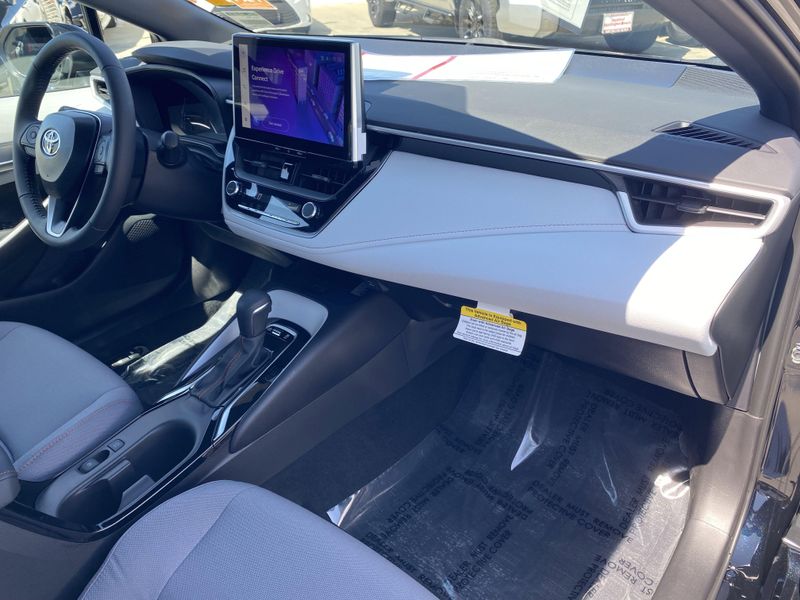 Used 2025 Toyota Corolla FXImage 9
