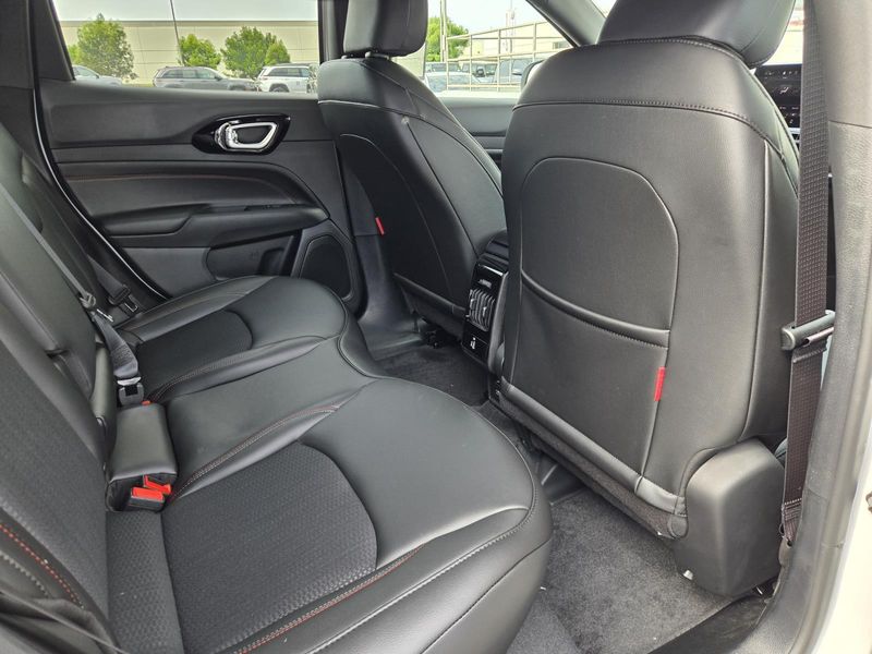 New 2026 Jeep Compass Trailhawk 4x4