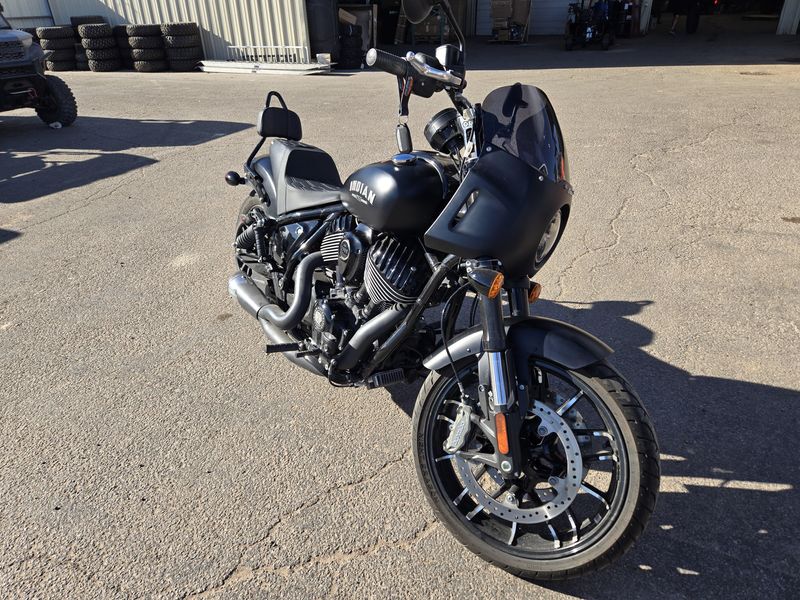 USED 2023 INDIAN MOTORCYCLE SPORT CHIEF 49ST BASE Image 1