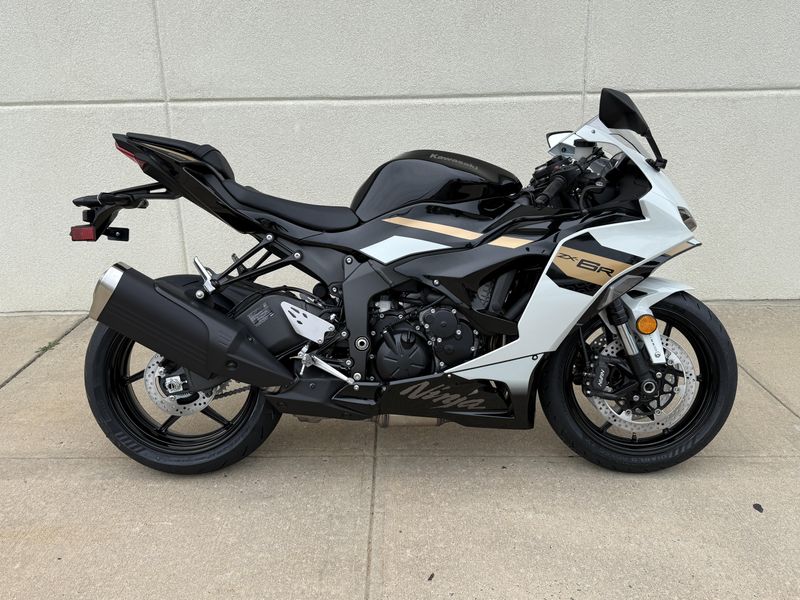 2026 Kawasaki NINJA ZX 6R ABSImage 2
