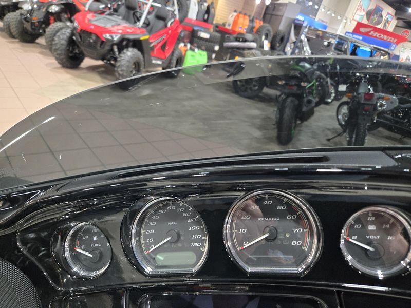 USED 2022 HARLEY STREET GLIDE SPECIAL Image 14