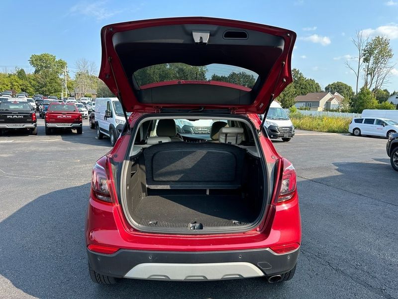 2019 Buick Encore EssenceImage 16