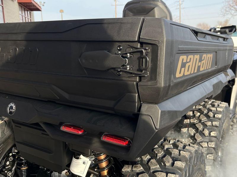 New 2026 Can-Am OUTLANDER MAX 6X6 BACKCOUNTRY 1000R 