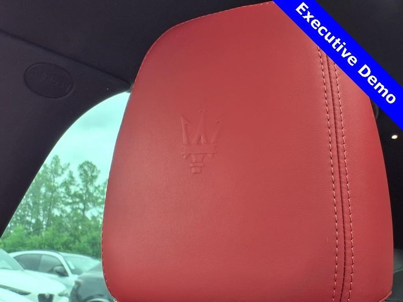 New 2025 Maserati Grecale ModenaImage 26