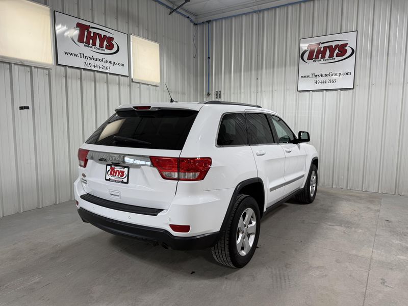 Used 2013 Jeep Grand Cherokee LaredoImage 3