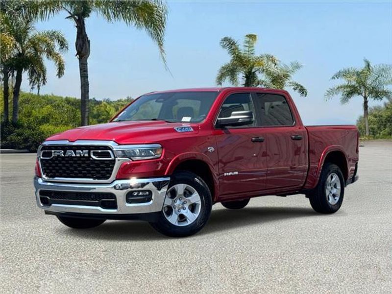 New 2026 RAM 1500 Big Horn Crew Cab 4x2 5'7' Box
