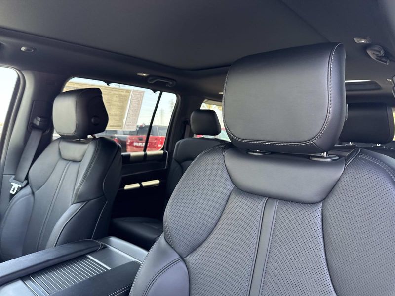 2026 Jeep Grand Wagoneer Limited Reserve 4x4