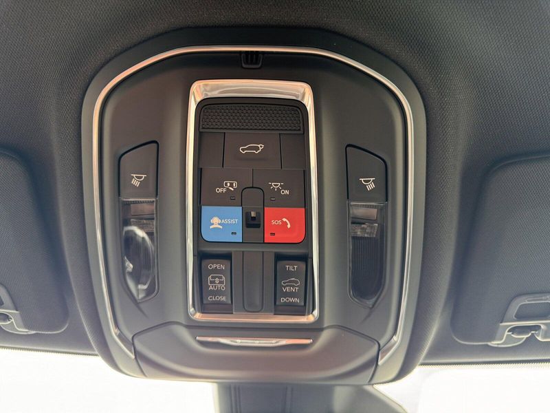 2024 Jeep Grand Cherokee L Altitude XImage 29