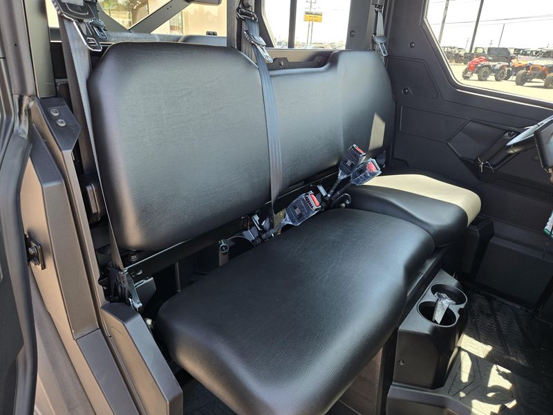 NEW 2027 POLARIS RANGER CREW XP 1000 CAB Image 25