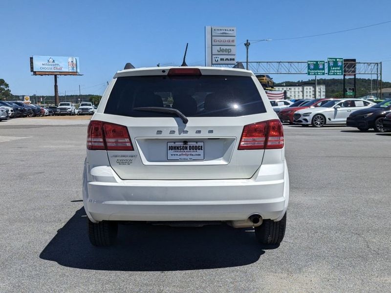 2018 Dodge Journey SEImage 4