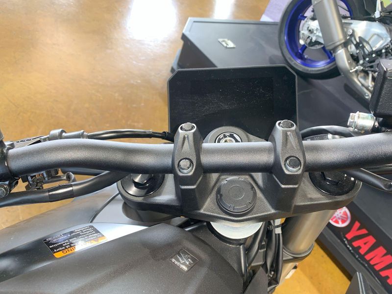 New 2026 Suzuki GSX-8S Image 18