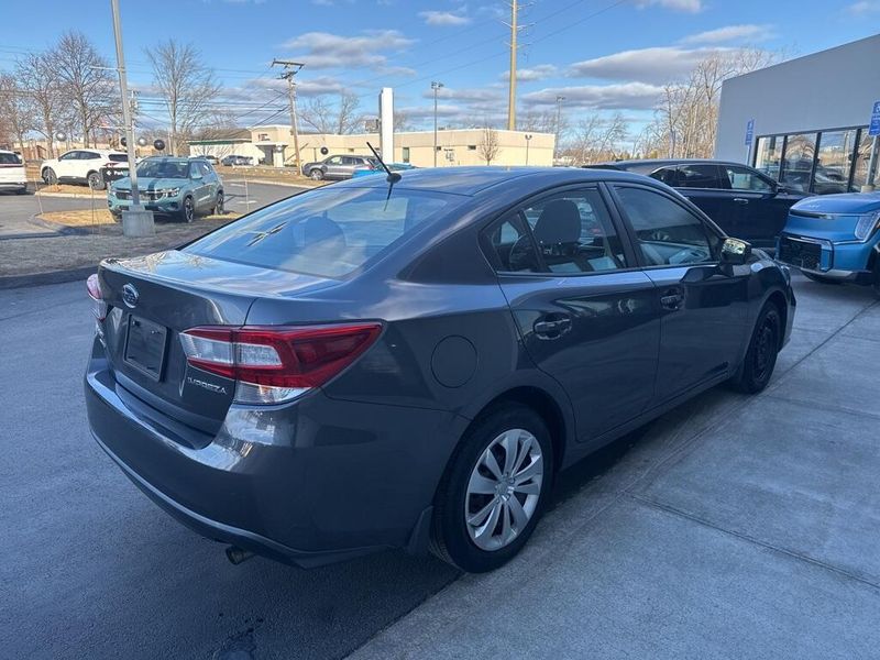 2019 Subaru Impreza 2.0iImage 4