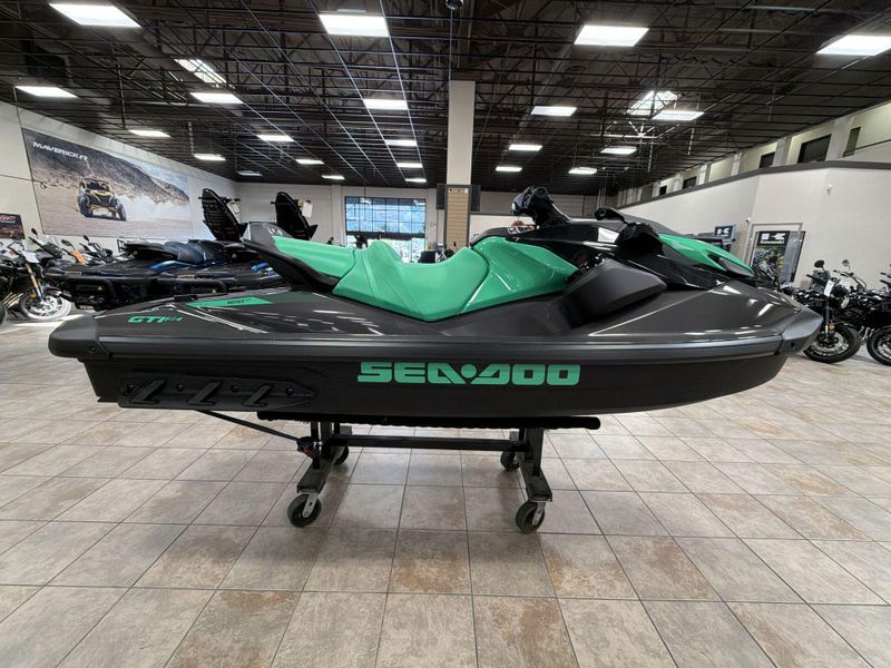 New 2026 Sea-Doo GTI SE 170 Image 11