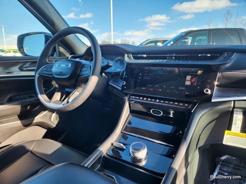 New 2026 Jeep Grand Cherokee Limited 4x4