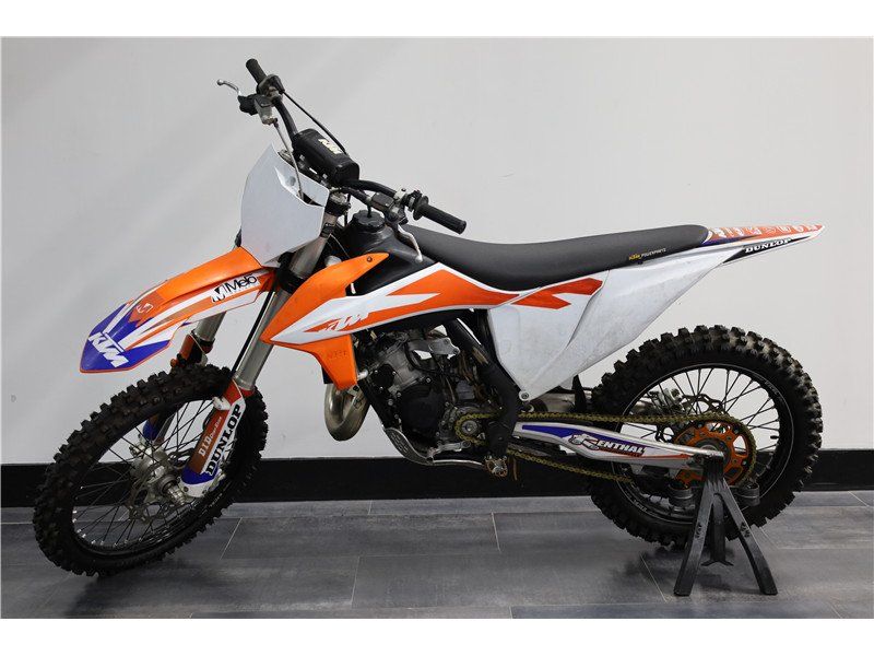 2020 KTM SX 125 in a Orange exterior color. New England Powersports 978 338-8990 pixelmotiondemo.com 