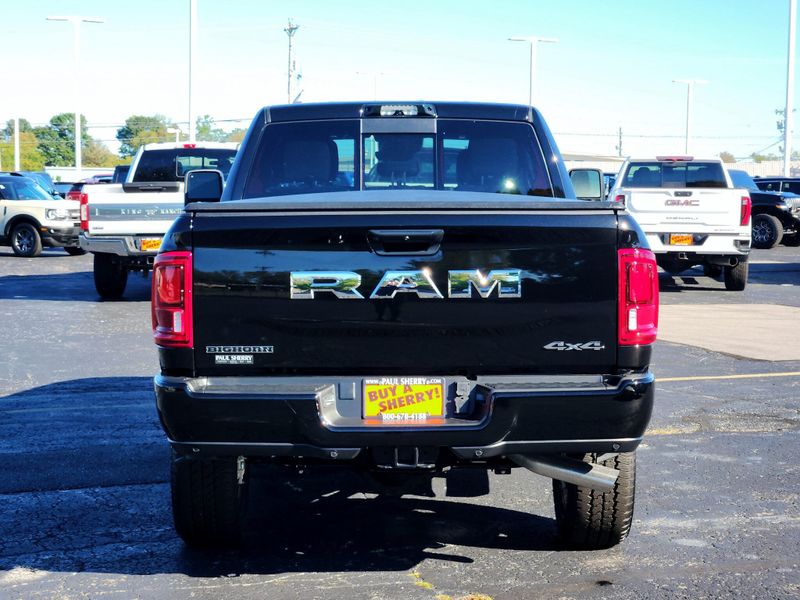 New 2027 RAM 2500 Big Horn Crew Cab 4x4 6'4' Box
