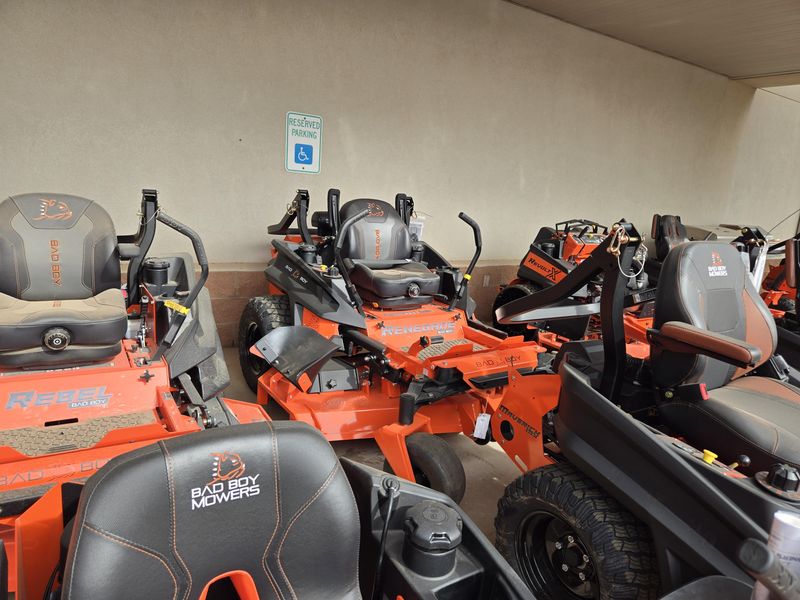 NEW 2026 BAD BOY MOWER RENEGADE 72 KOHLER EFI 385HP Image 4