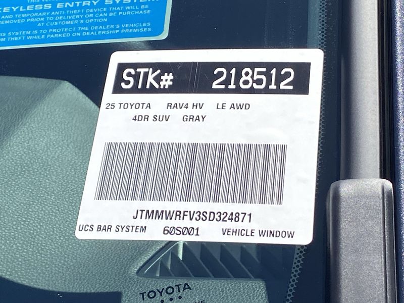New 2025 Toyota RAV4 Hybrid LEImage 20
