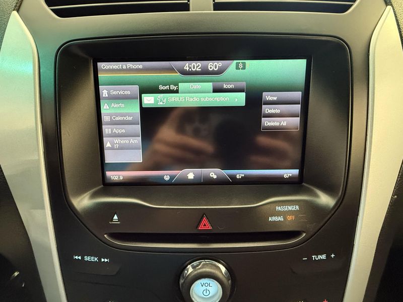 Used 2015 Ford Explorer XLTImage 30