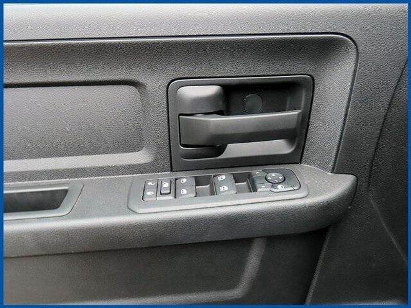 2025 RAM 2500 TradesmanImage 13