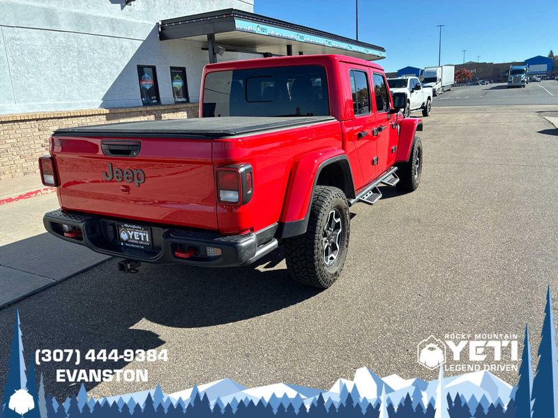 2023 Jeep Gladiator Rubicon photo 3