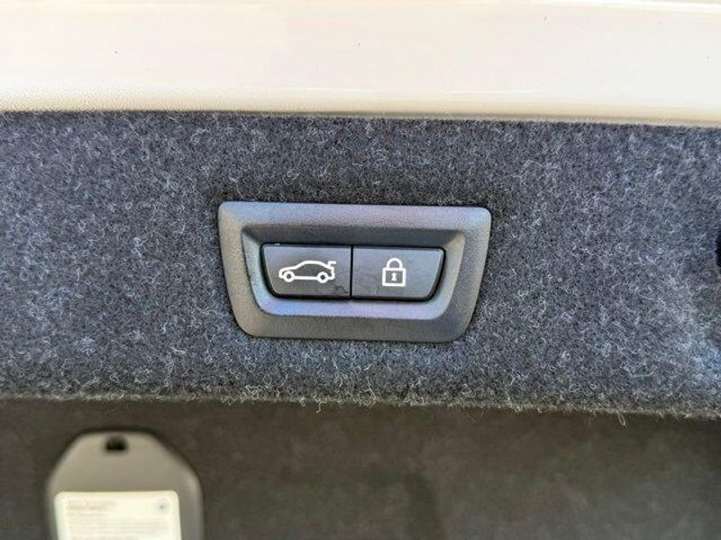 Used 2023 BMW 5 Series 530e iPerformanceImage 16