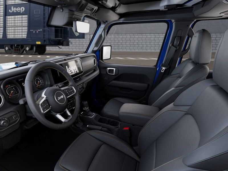 New 2026 Jeep Wrangler 4-door SaharaImage 22