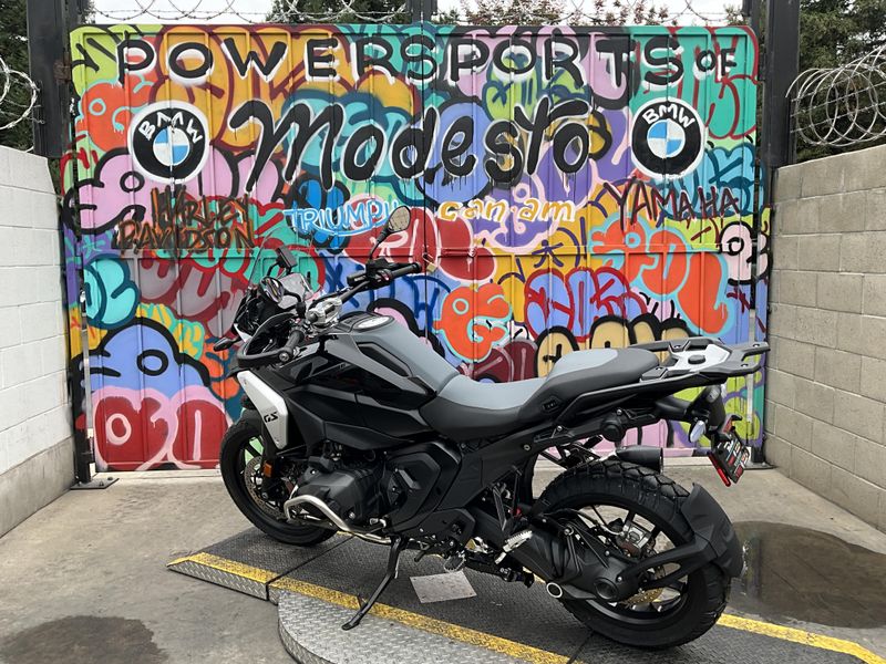 New 2026 BMW R 1300 GS Image 7