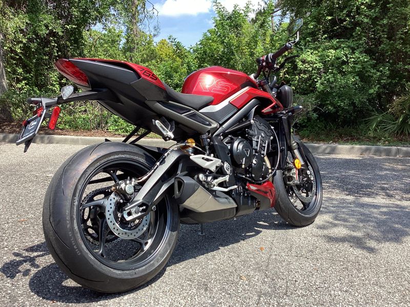2025 Triumph Street Triple 765 RS