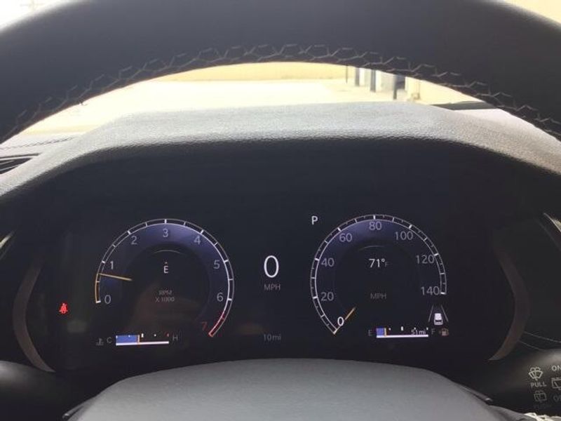 2025 Jeep Grand Cherokee L Altitude 4x2Image 12
