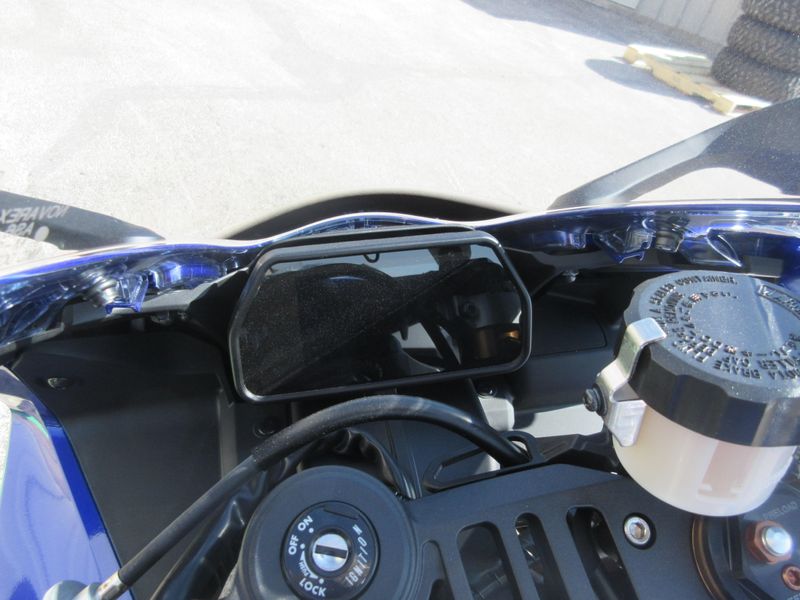 NEW 2026 YAMAHA YZF-R1 Image 21