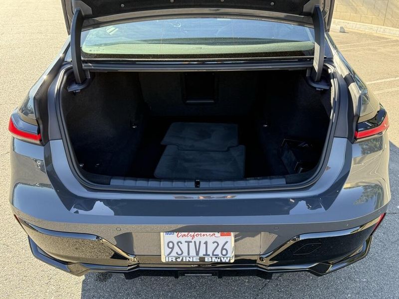 Used 2025 BMW 7 Series 740iImage 15
