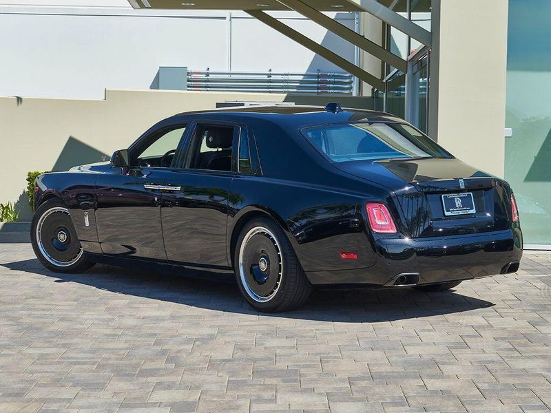 New 2026 Rolls-Royce Phantom Image 7