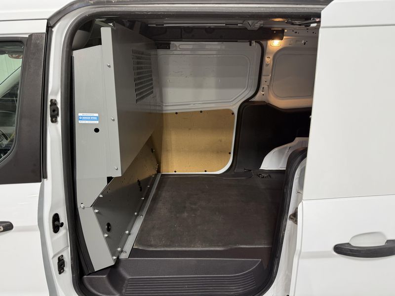 Used 2016 Ford Transit Connect XLTImage 15