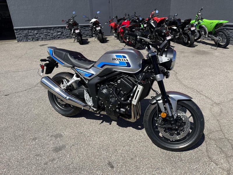 New 2026 Honda CB1000F Image 10