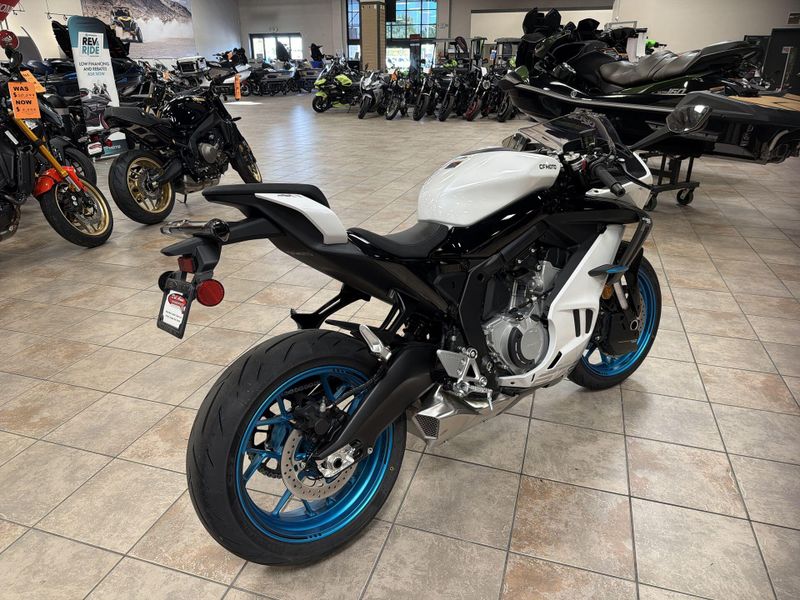 New 2026 CFMOTO 675SS Image 17