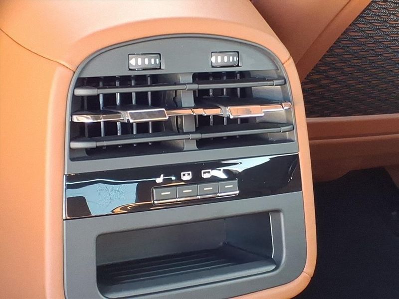 Used 2022 Maserati Quattroporte ModenaImage 17