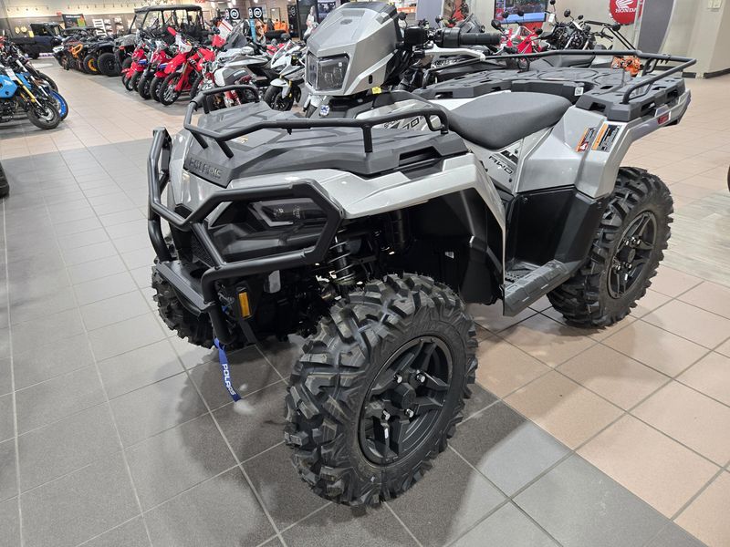 New 2025 Polaris SPORTSMAN 570 ULTIMATE TURBO SILVER Image 5