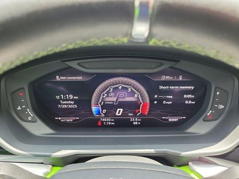 2020 Lamborghini Urus photo 22