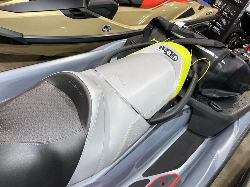 New 2024 Sea-Doo RXT-X 325 (SOUND SYSTEM) Image 15